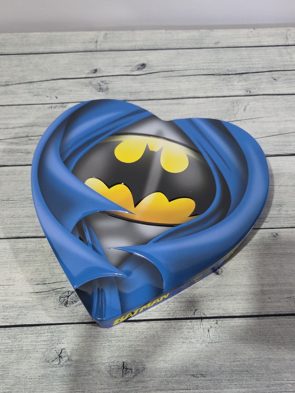 DC Comics Batman Heart Tin